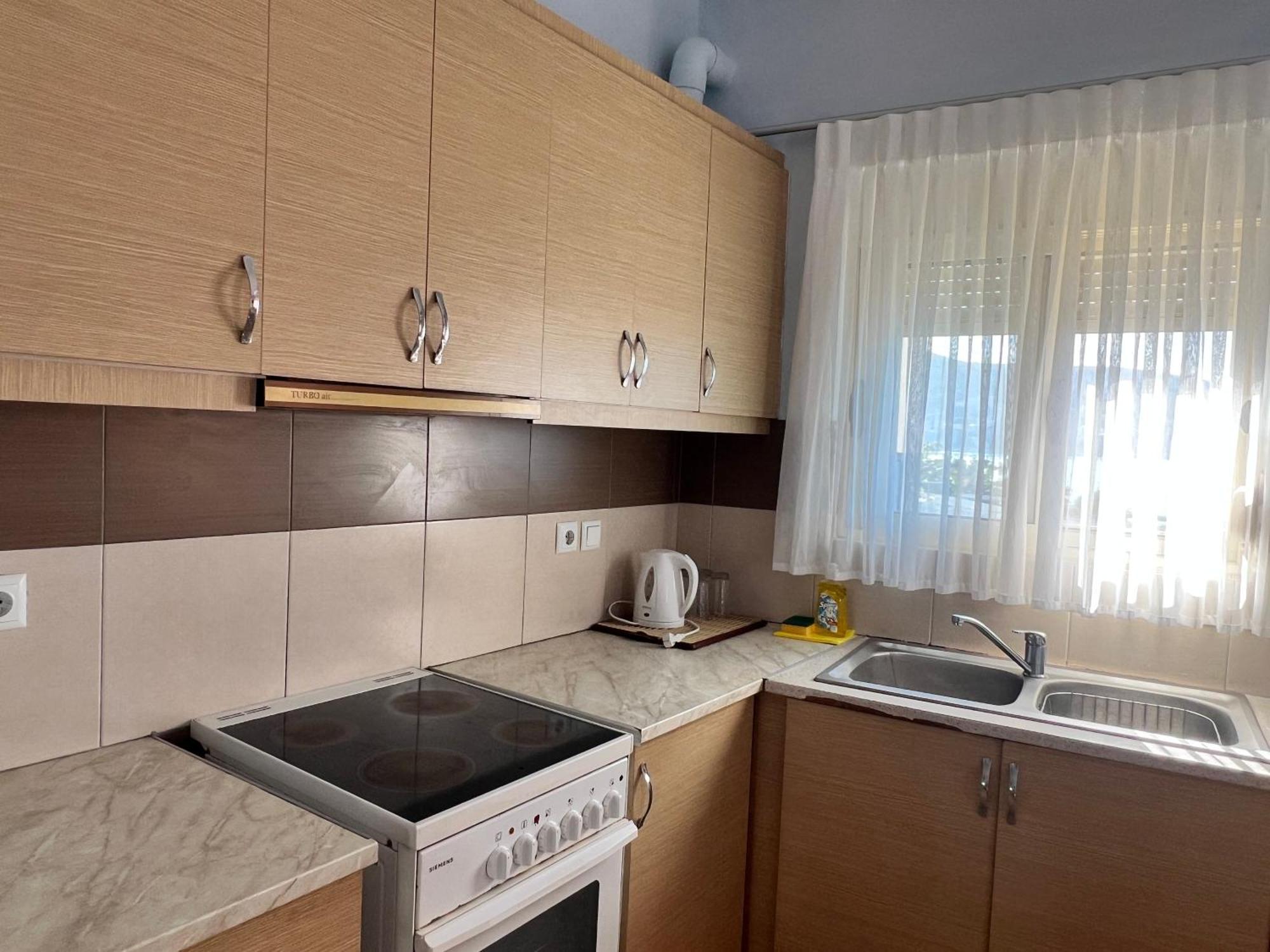 Rock Star-Pllakat Bed and Breakfast Sarandë Eksteriør billede